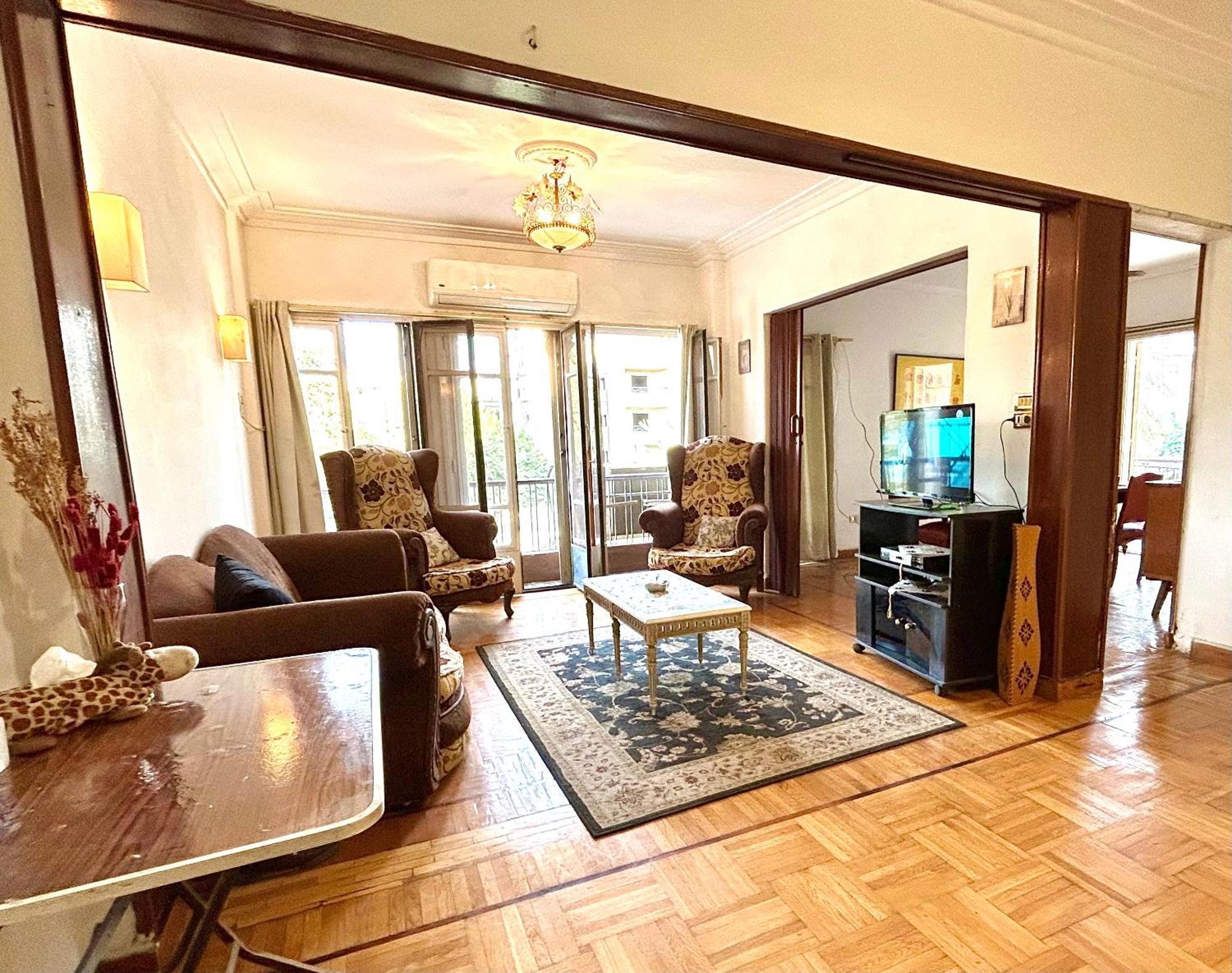 Apartment Cozy Entire In Centre Of Maadi Cairo