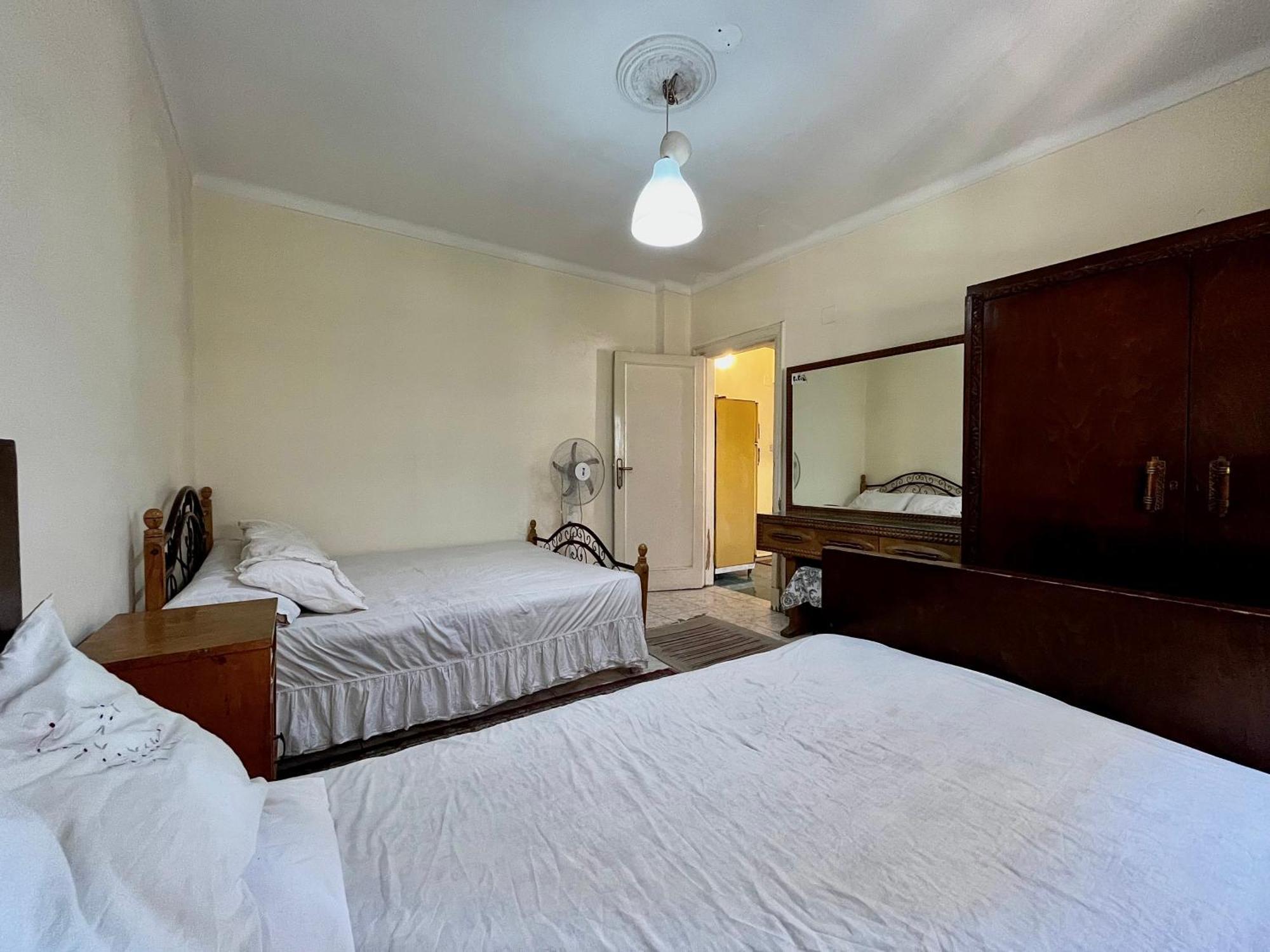 Cozy Entire In Centre Of Maadi Cairo